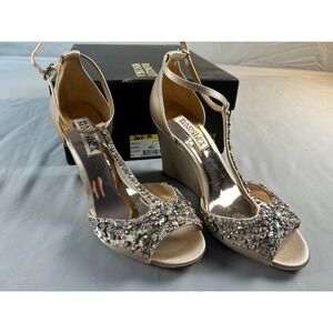 Badgley Mischka Sarah Women Wedge Heels Size 6.5 Nude Satin Crystal Formal Glam
